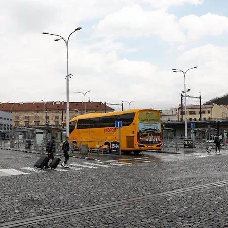 Stay2Gether Blue Vibe Studio - Metro Florenc Prague Exterior photo
