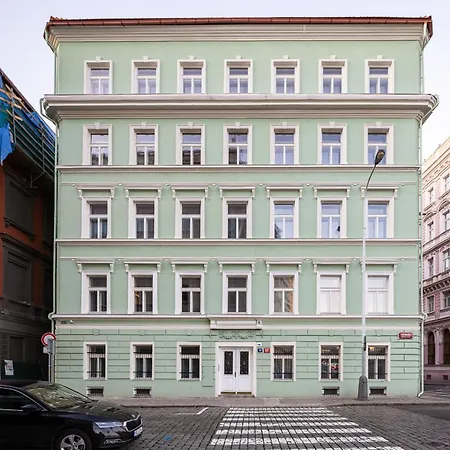 Stay2Gether Blue Vibe Studio - Metro Florenc Prague Exterior photo