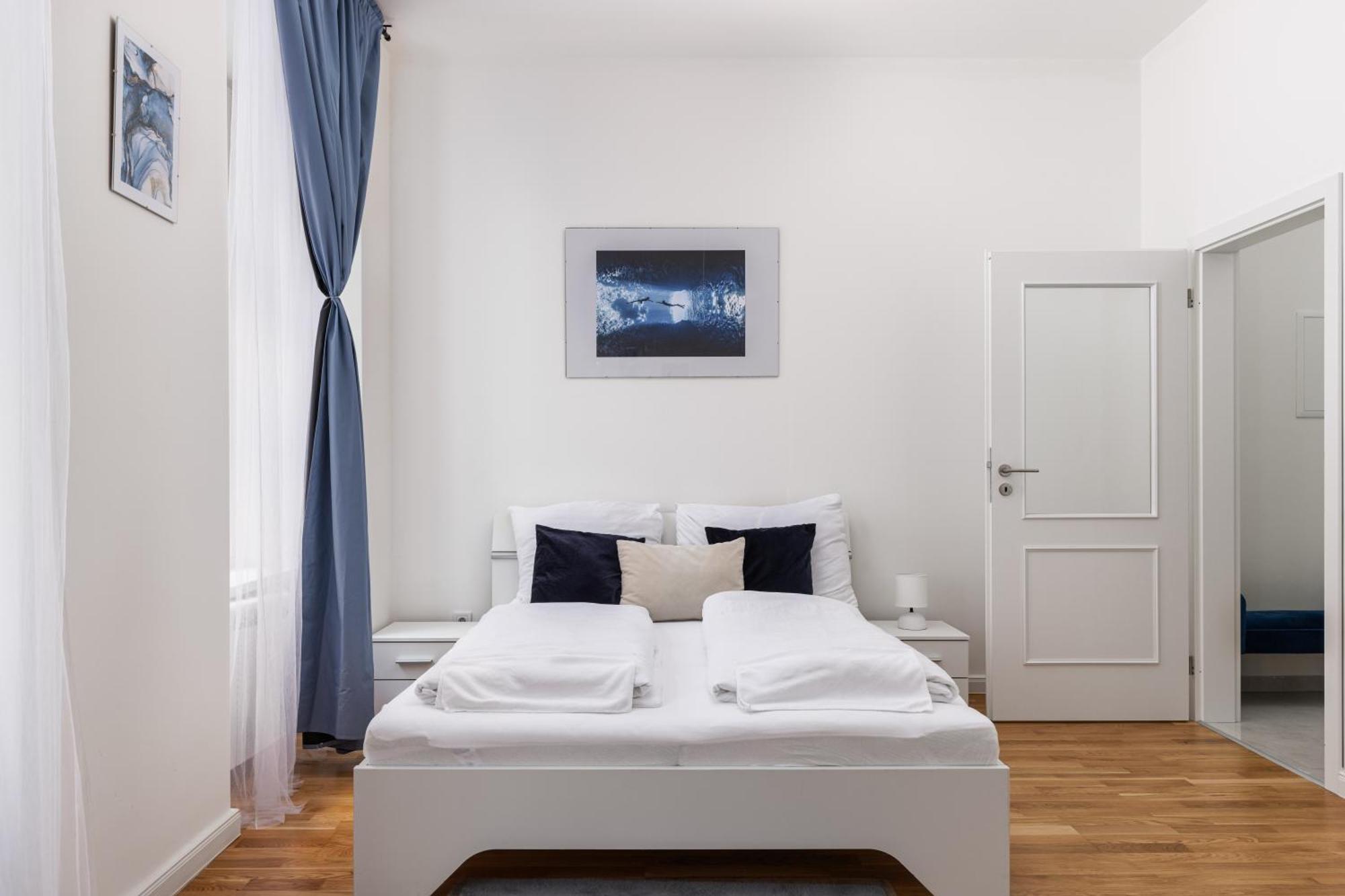 Stay2gether Blue Vibe - Metro Florenc Apartmán *